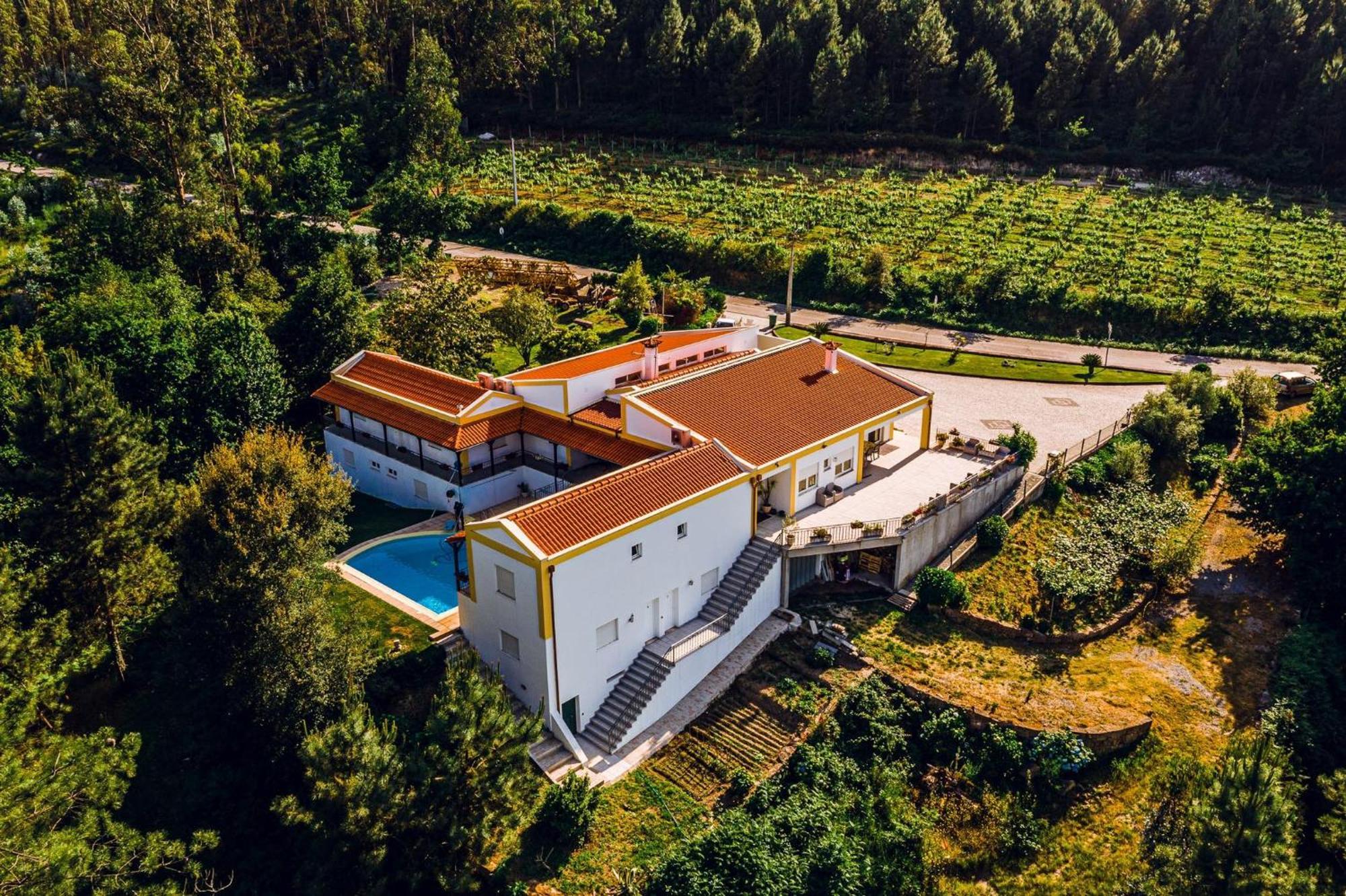 モンジン・デ・バスト Estalagem Bela Vista Bed & Breakfast エクステリア 写真